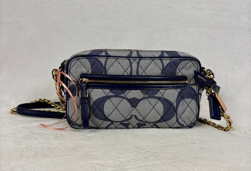 Coach Poppy Quilted Signature Denim Flight Bag